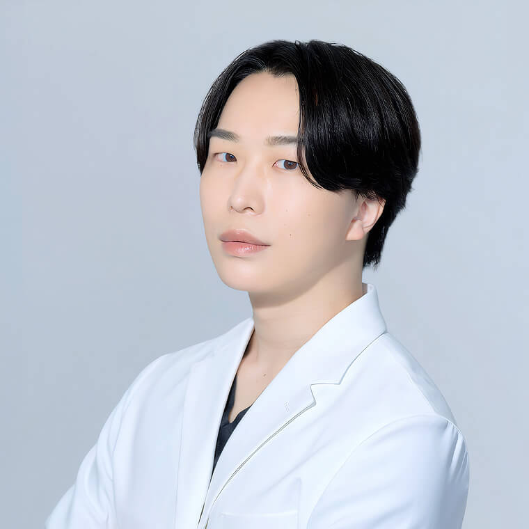 新井 健太